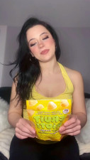 Nadia Diamo - Taste Testing Sour Mango Frozen Fruit Snacks