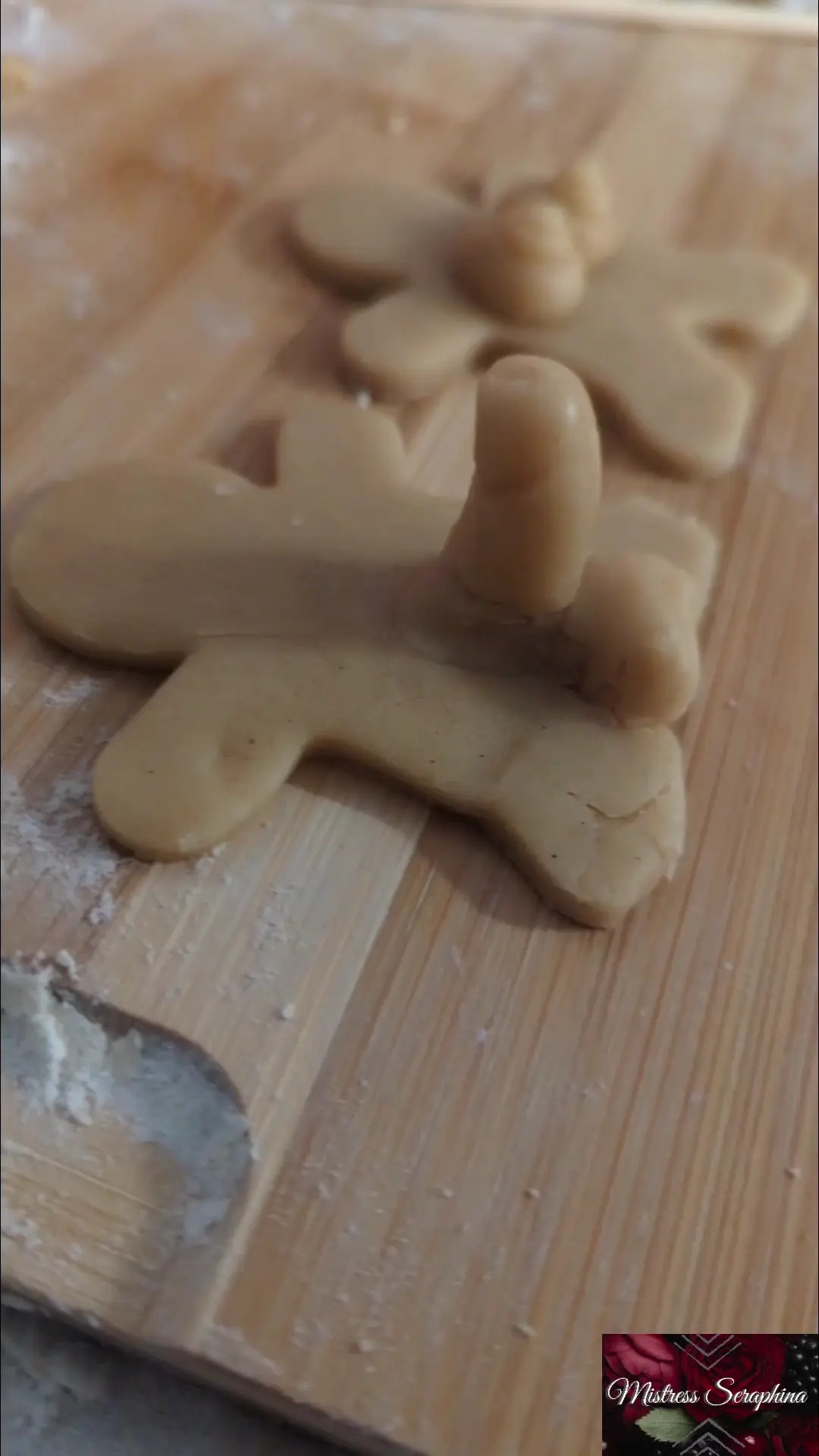 Exclusive Leak: MistressSeraphina - I made cookies! Merry Christmas - Stream in FullHD | Hotleakxxx.com