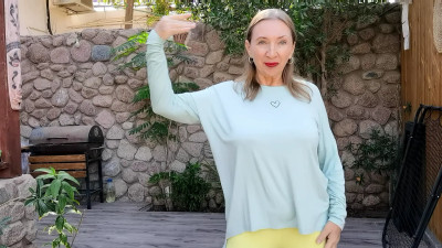 MariaOld - Sunshine Dance in the Garden
