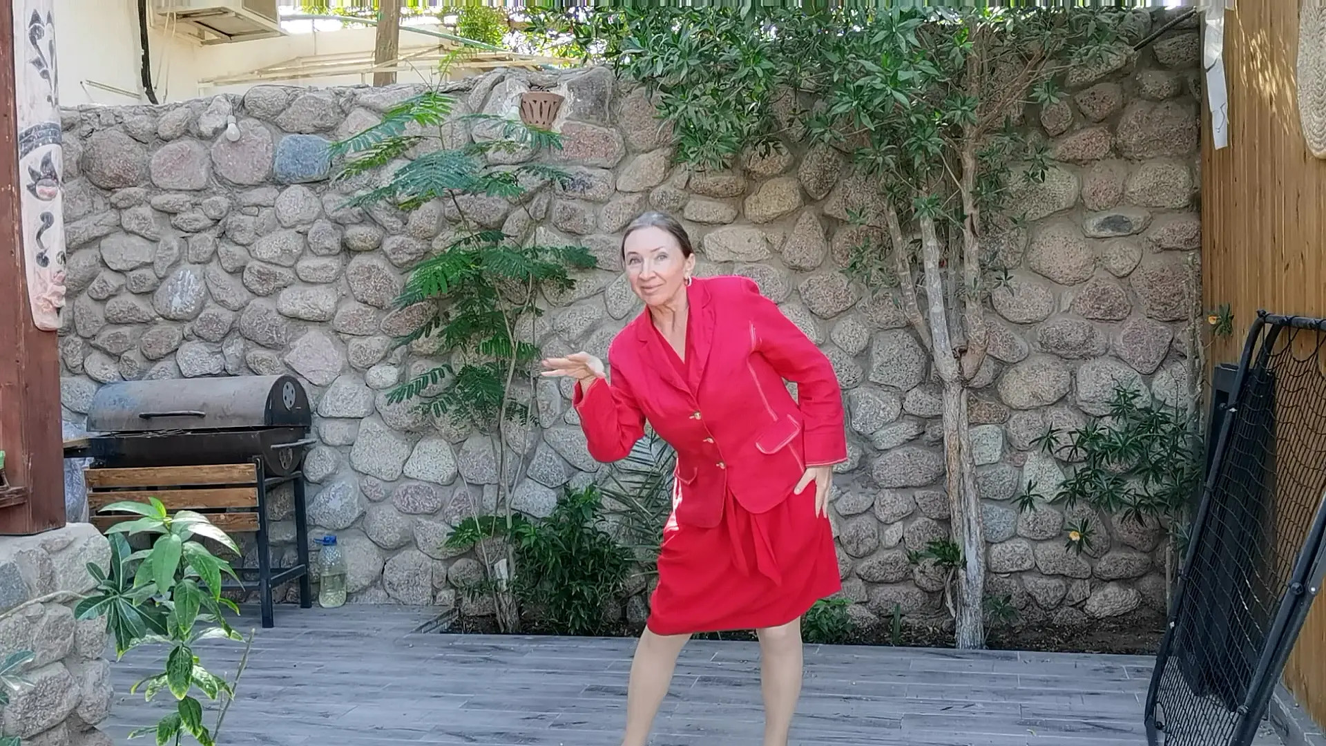 Exclusive Leak: MariaOld - Woman in Red, A Dance to Remember - Stream in FullHD | Hotleakxxx.com