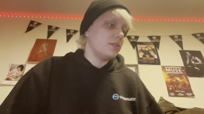 glitterqueen1999 - winner of my custom raffle! happy 1k followers