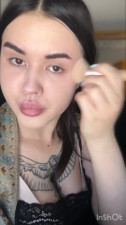 Darida_Snow - Make up routine during flight