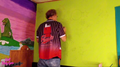 DollBabyLynn - Painting The Glow Room