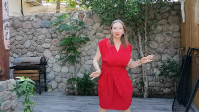 MariaOld - Dancing in Red, Blooming in Desire