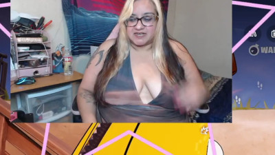 Arianna del Rio - Latina NOOB Rages in Fortnite SFW-nonnude