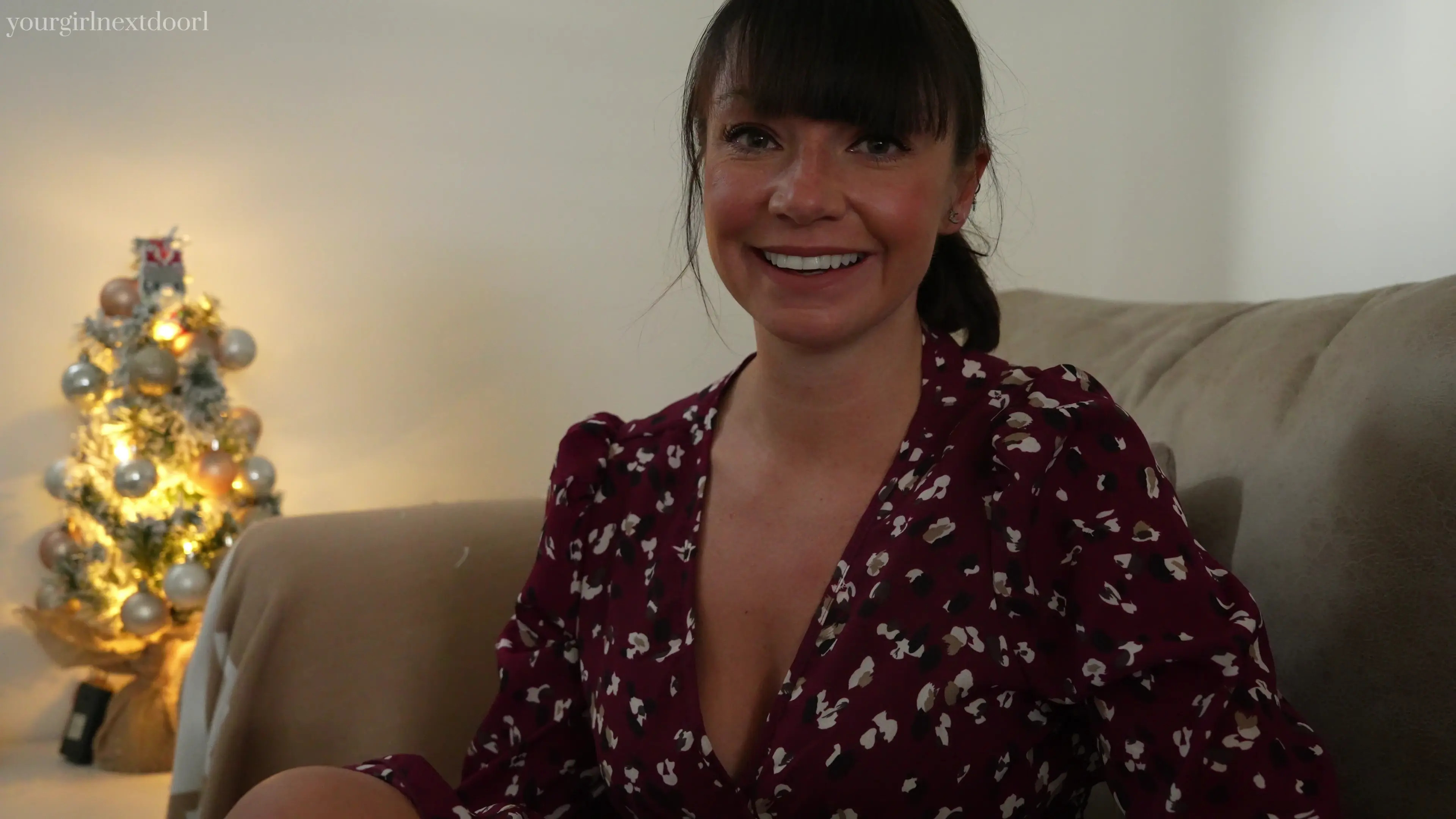 Exclusive Leak: yourgirlnextdoor1 - Christmas Choccies FREE VID - Stream in FullHD | Hotleakxxx.com