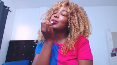 Chelseycastellanos21 - Sensual lips with my unforgettable blonde hair