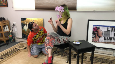 thejakegrand - Dominant Woman Feeds Submissive Guy