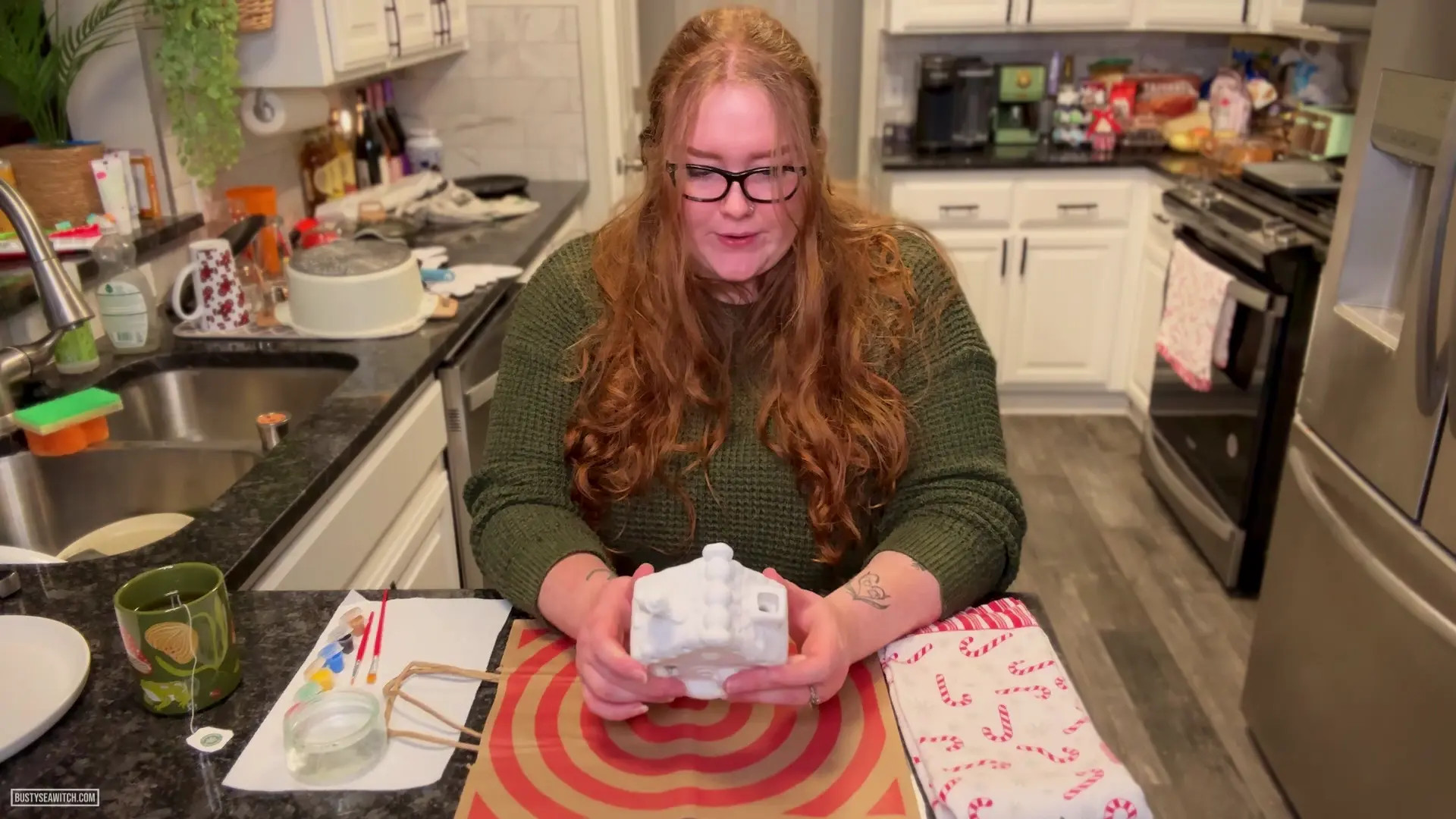 Exclusive Leak: BustySeaWitch - Holiday Crafting | Gingerbread House - Stream in FullHD | Hotleakxxx.com