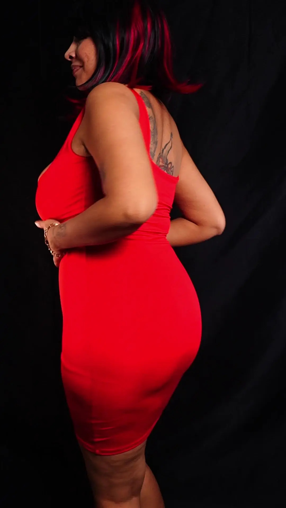 Exclusive Leak: MilkyDallas - Try on dresses - Stream in FullHD | Hotleakxxx.com