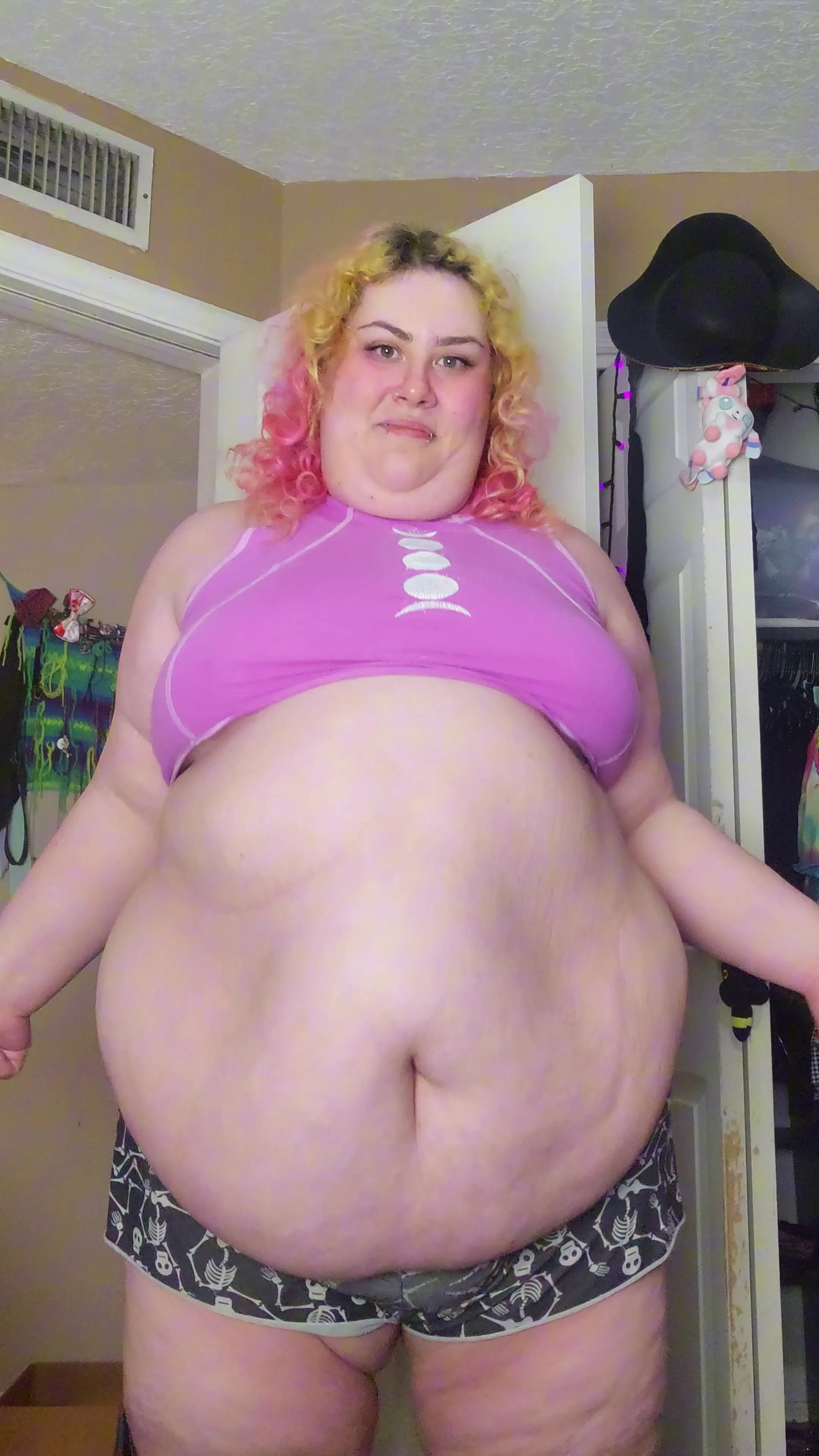 Exclusive Leak: Cherry VonTease - Fat woman pajama jiggle - Stream in FullHD | Hotleakxxx.com