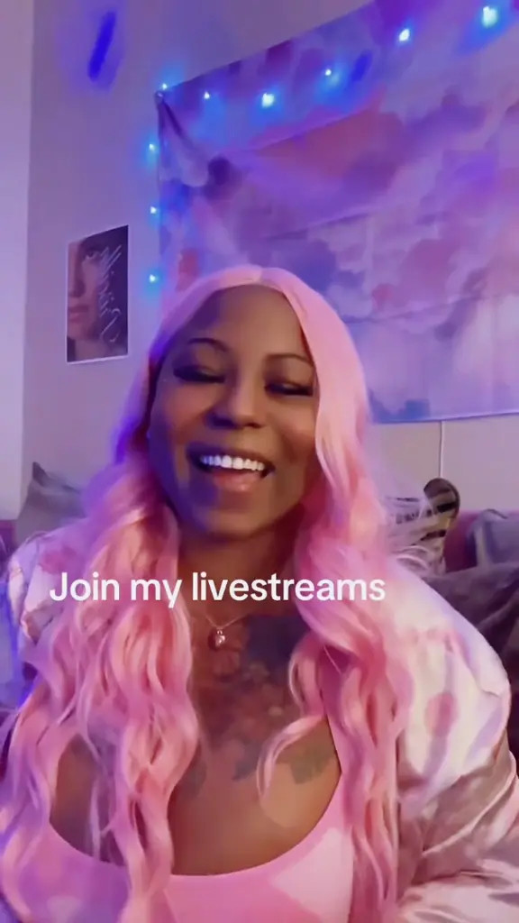 Exclusive Leak: RealTrapBarbie - SFW Reading tarot - Stream in FullHD | Hotleakxxx.com