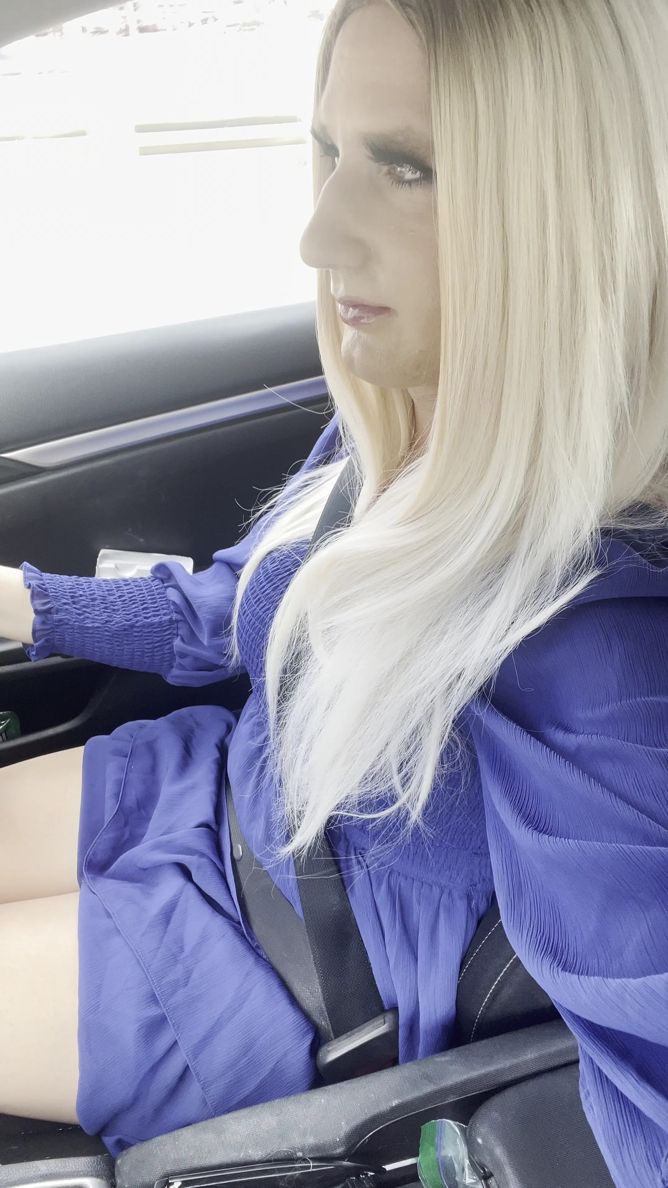Exclusive Leak: BaileyWilde - Blonde Crossdresser Driving - Stream in FullHD | Hotleakxxx.com
