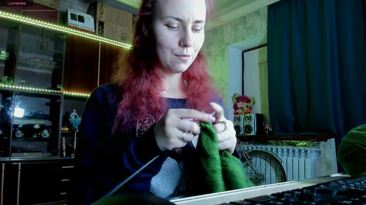 Exclusive Leak: Pa1ePr1ncess - Knitting routine - Stream in FullHD | Hotleakxxx.com