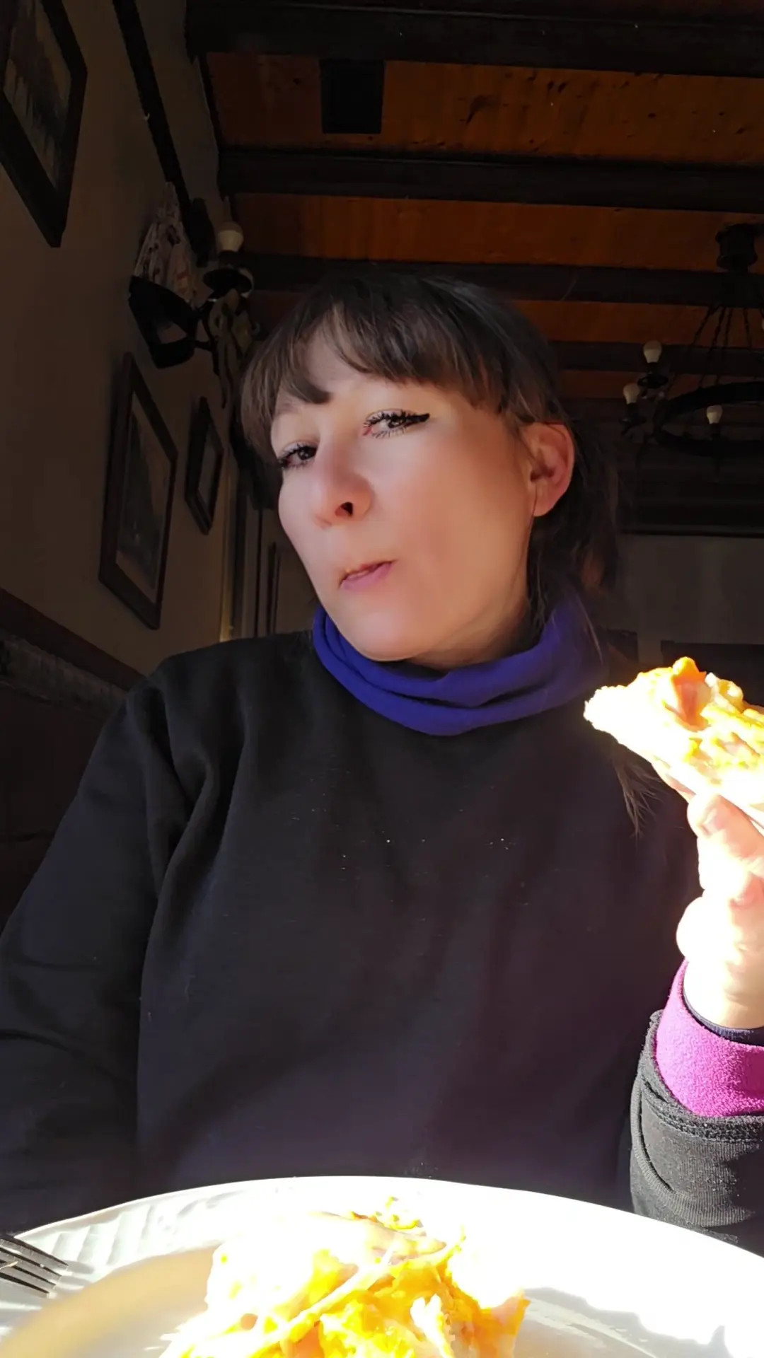 Exclusive Leak: RussianVenus11 - Eating sandwich for breakfast - Stream in FullHD | Hotleakxxx.com