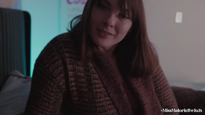 Miss Malorie Switch - Sings You To Bed