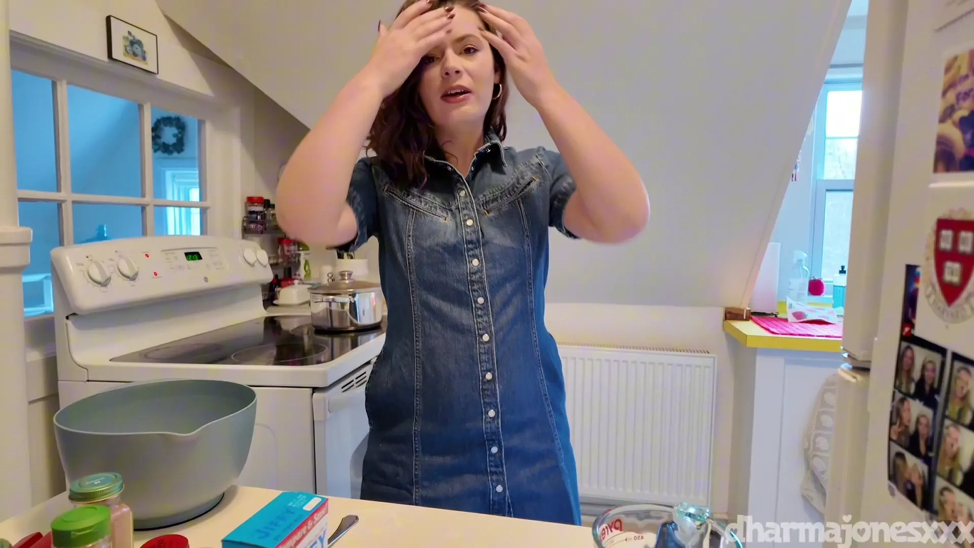 Exclusive Leak: dharmajonesxxx - Girl next door bakes homemade pumpkin pie - Stream in FullHD | Hotleakxxx.com