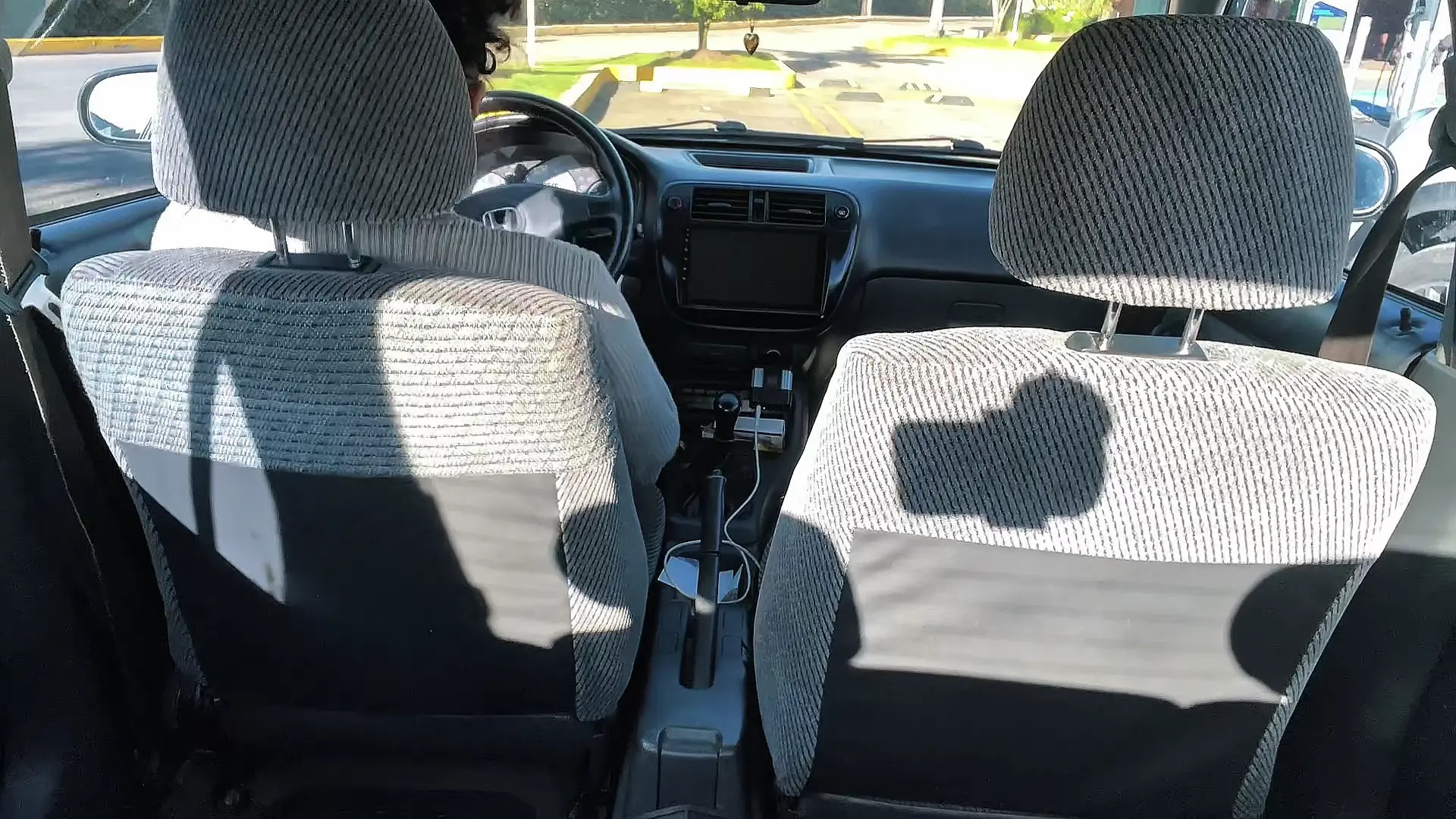Exclusive Leak: LATINVIBES - Stepmom feels sexy driving her honda civic - Stream in FullHD | Hotleakxxx.com