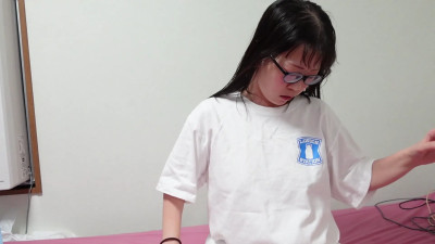 RIE and S - RIE does shoulder stretches
