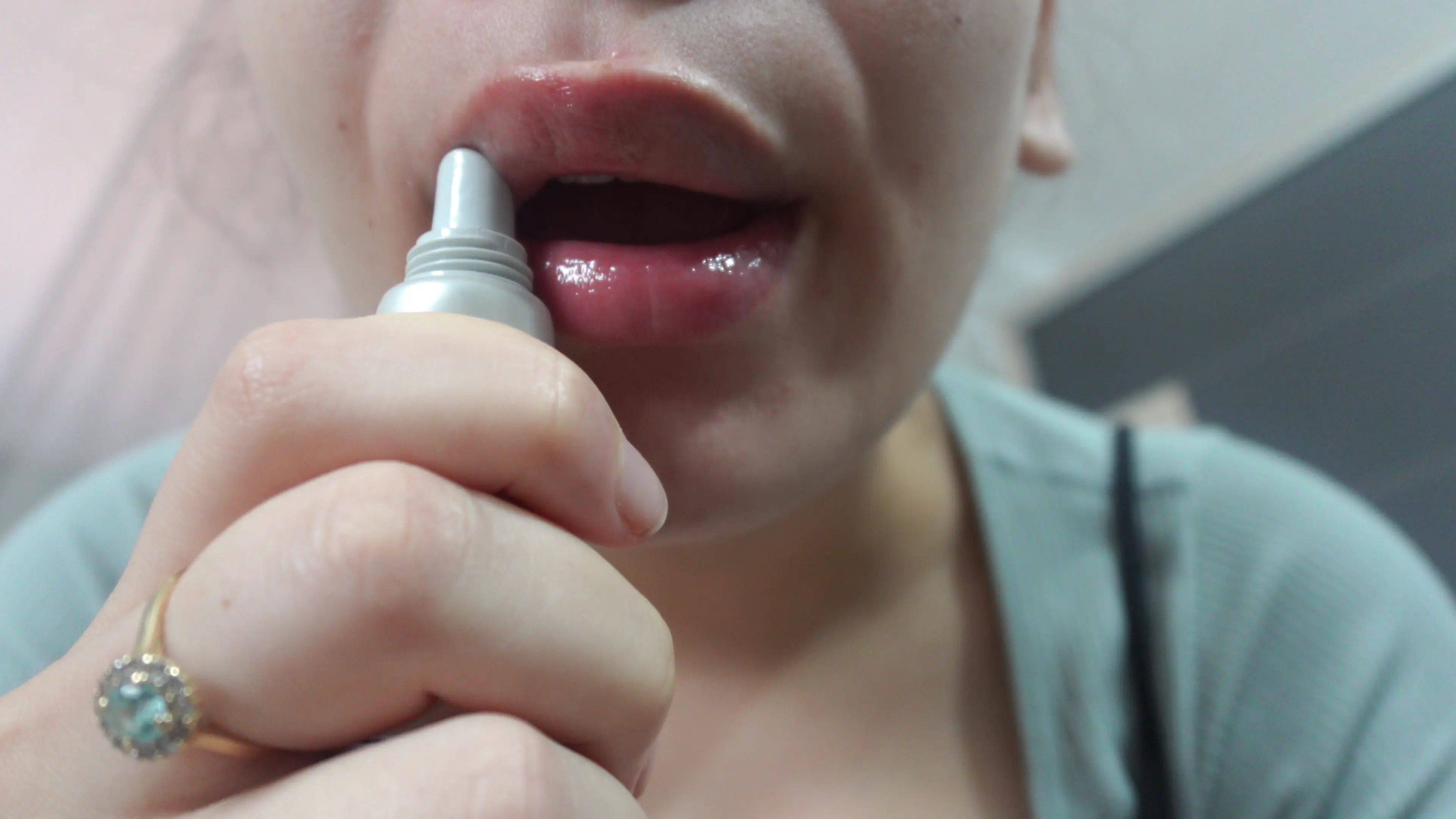 Exclusive Leak: AmayaMori - I'll show you how I usually apply lipstick. on my lips - Stream in FullHD | Hotleakxxx.com
