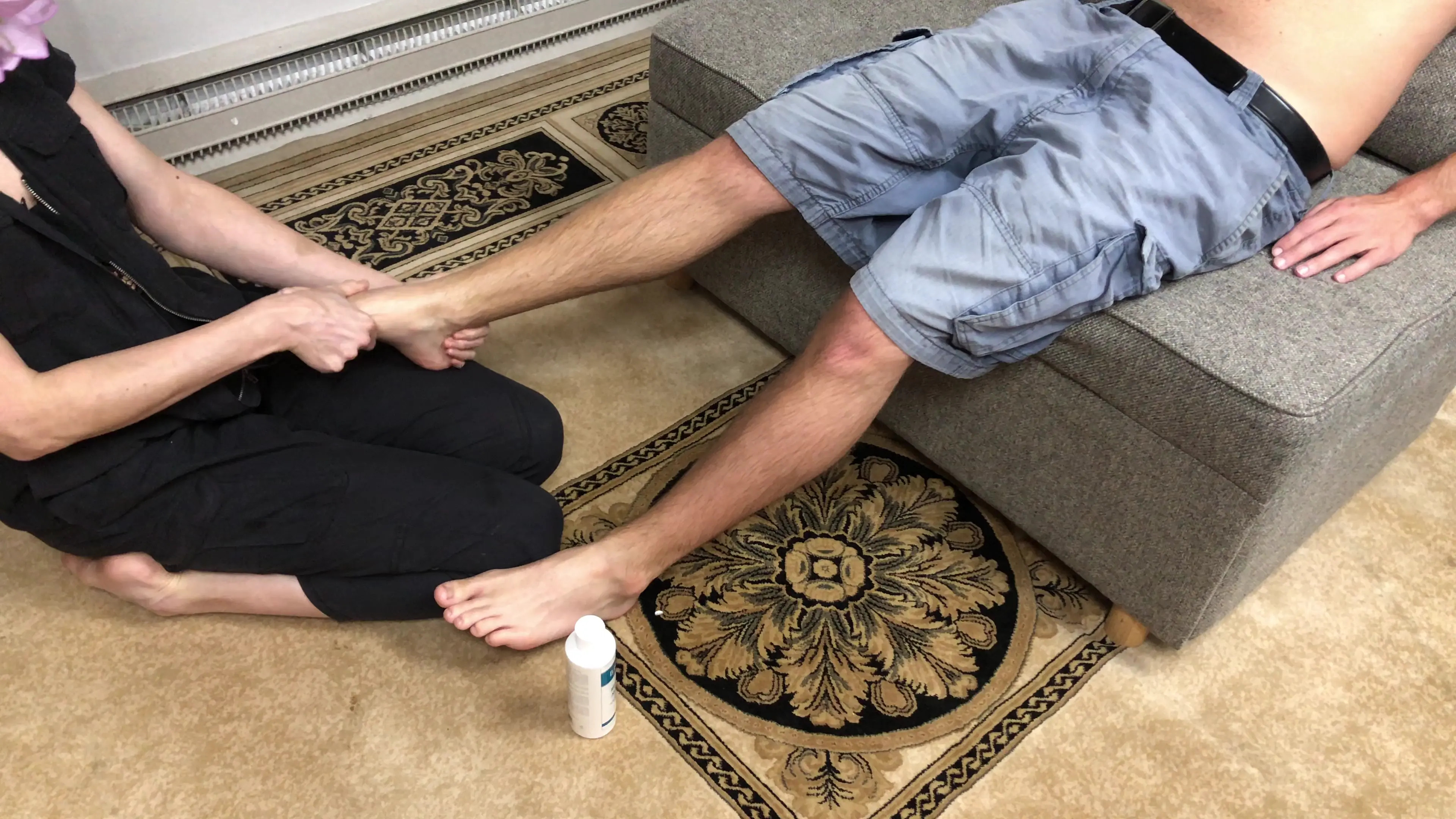 Exclusive Leak: thejakegrand - Belyla Bradley Gives Foot Massage - Stream in FullHD | Hotleakxxx.com