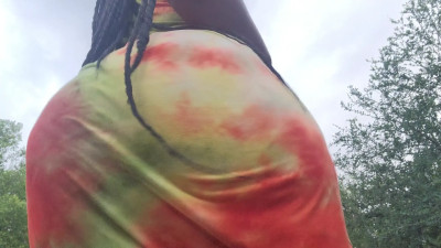 l3erry7Vice - Shaking my ass in public places
