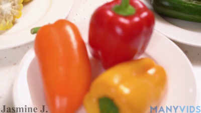 JasmineJ9966 - SFW - FOOD & DRINK - JASMINE'S SALAD