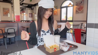 JasmineJ9966 - SFW - FOOD & DRINK - Fastfood