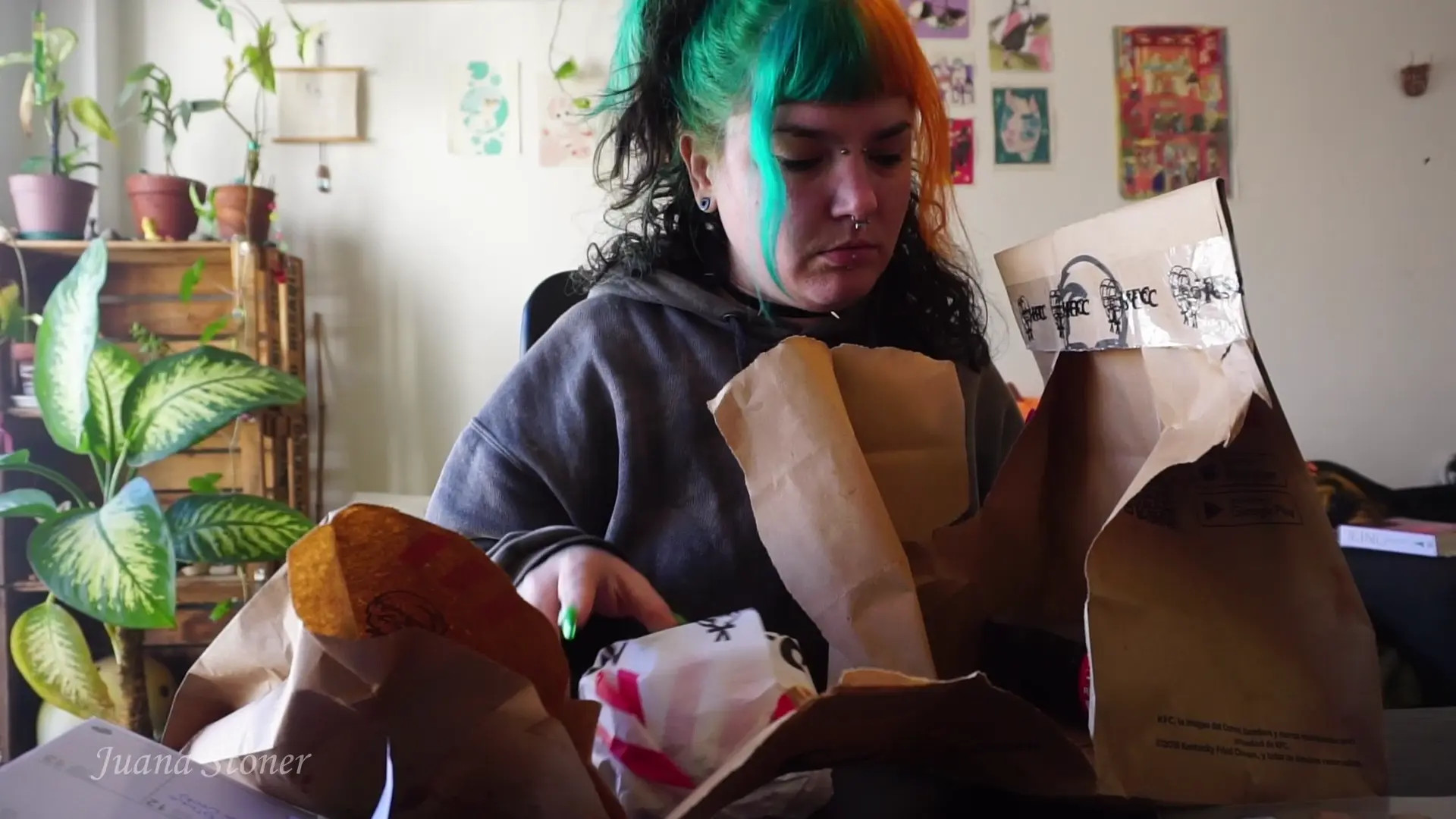 Exclusive Leak: Juana Stone - Junk food burping - Stream in FullHD | Hotleakxxx.com