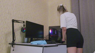 CuteBlondyEmma - I love cleaning the house, do you do it yourself