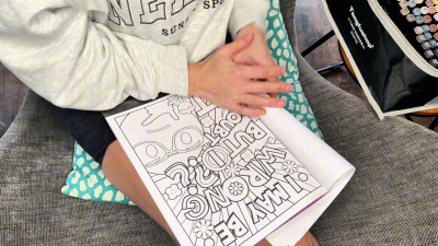 Innocent Wife Lucy - Five Minutes of Calm Colouring