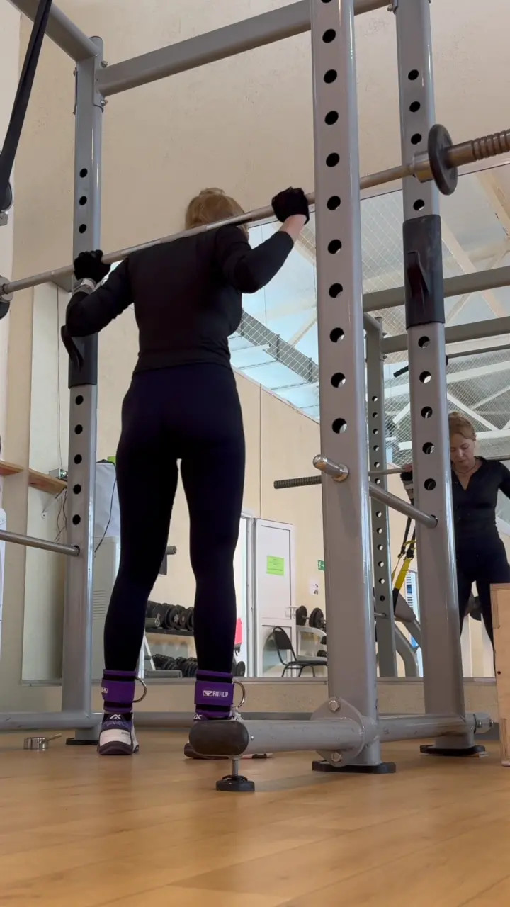 Exclusive Leak: BarbaraXO - Barbell Squats - Stream in FullHD | Hotleakxxx.com