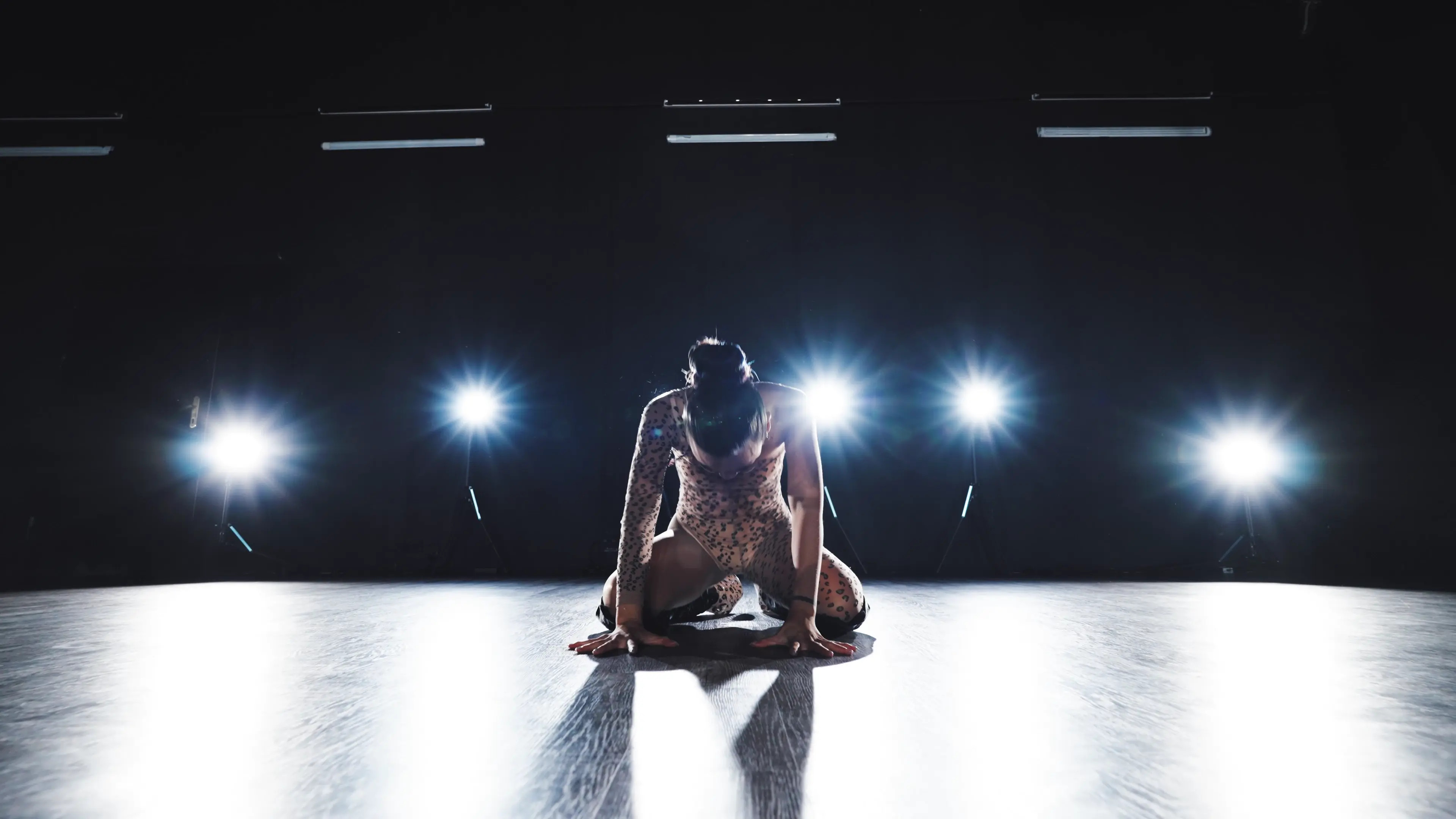 Exclusive Leak: Aiko Moe - FLOW Dance - Stream in FullHD | Hotleakxxx.com