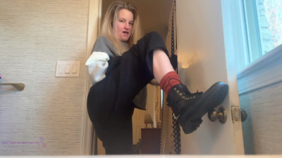 Vera James xx - Cum with ME 2 England: Free Vlog Pt 1