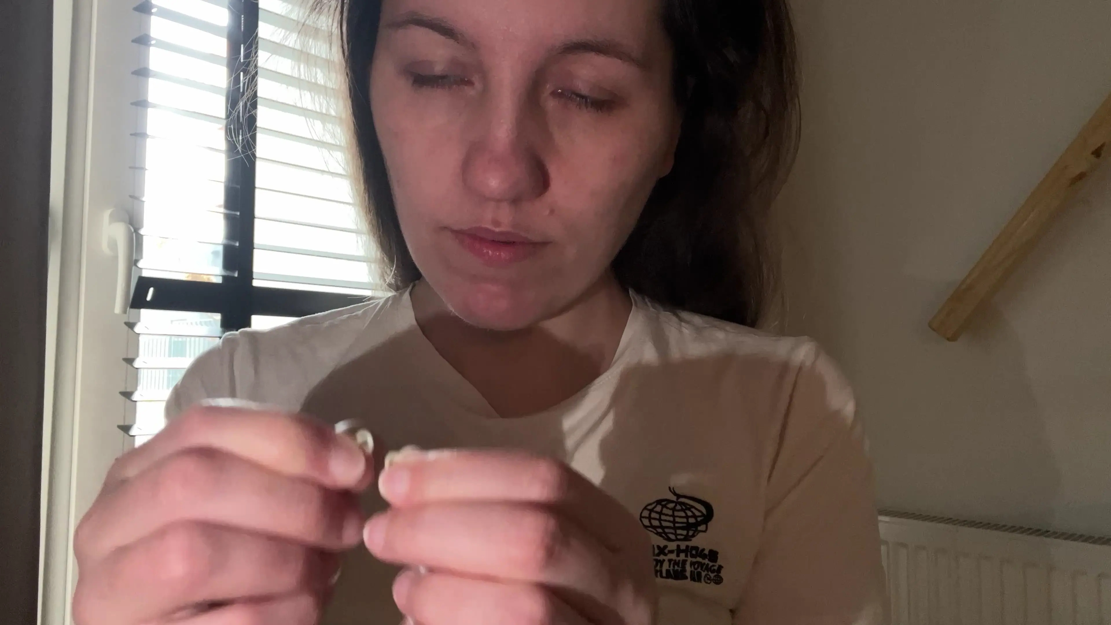 Exclusive Leak: Nicole_Ray - Putting rubber bands on your braces - Stream in FullHD | Hotleakxxx.com