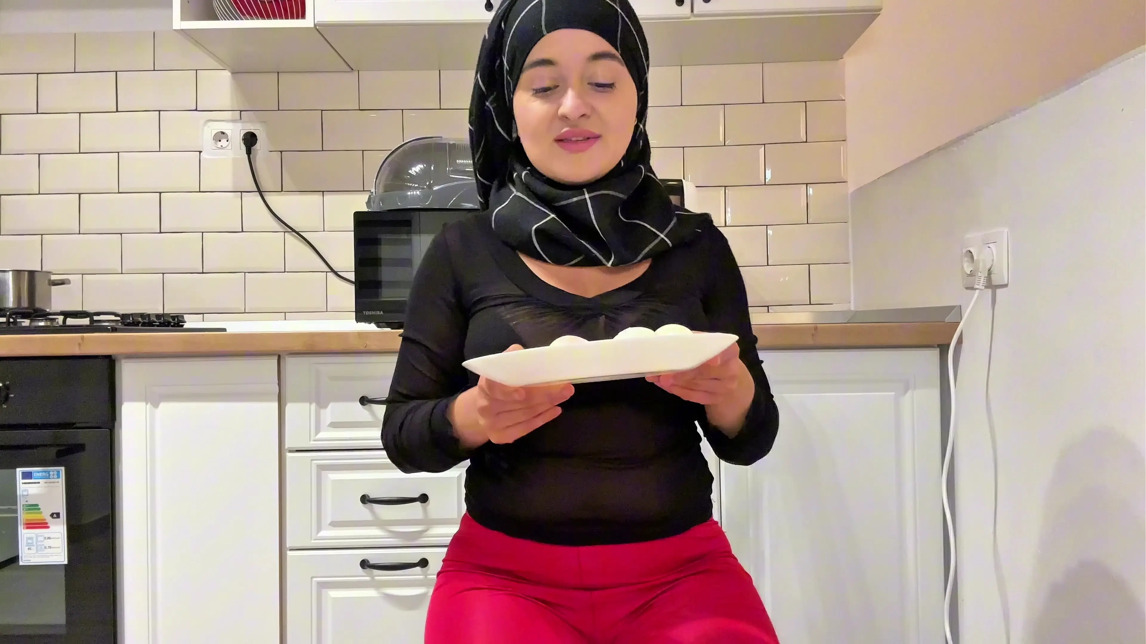 Exclusive Leak: Naseeraa - Eating Boiled Eggs - Stream in FullHD | Hotleakxxx.com