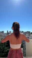 Sara Latina - sunlight, slow breaths & intimate outdoor flow