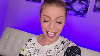 Britney Amber - Android 18 Cosplay