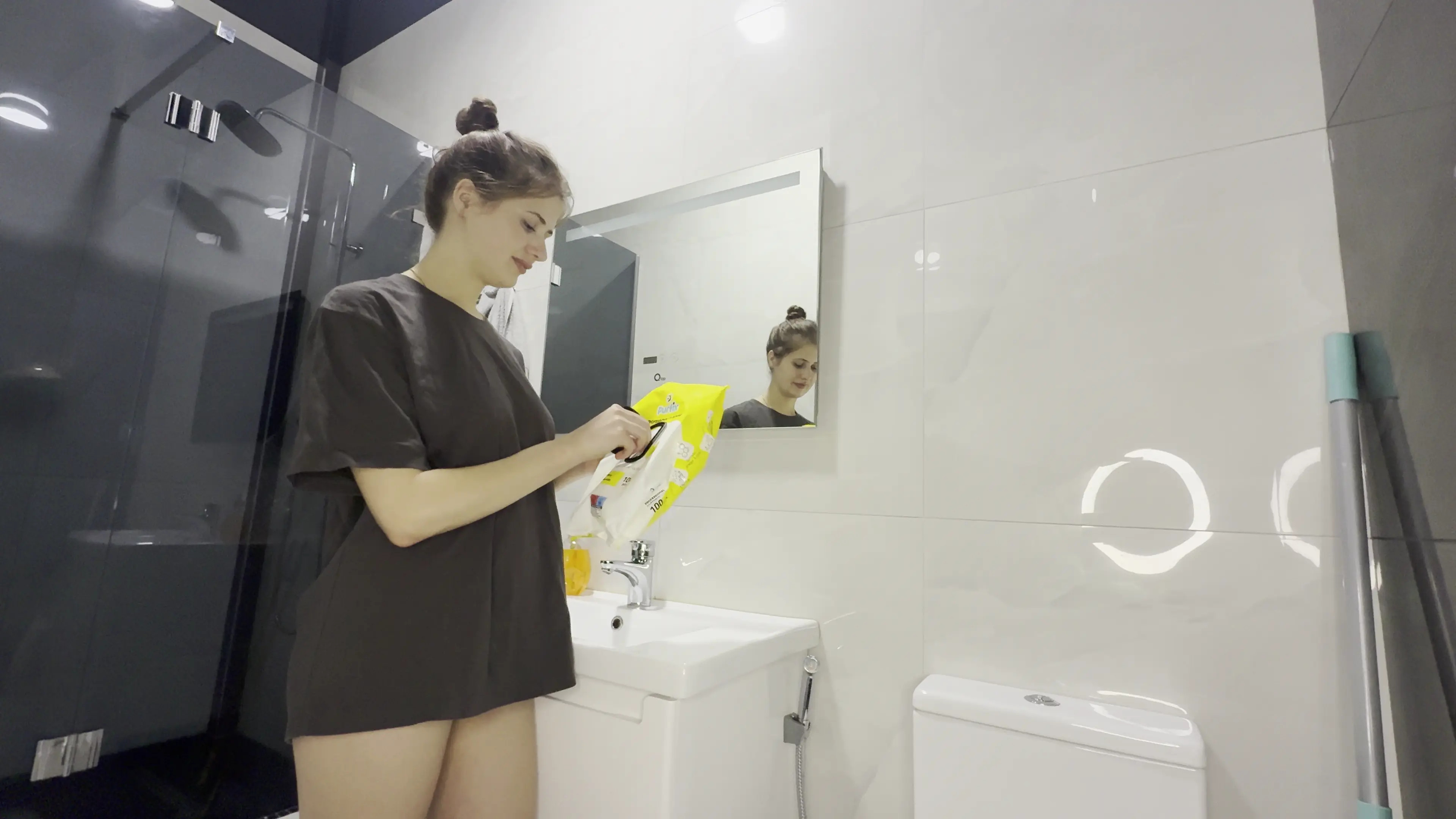 Exclusive Leak: AnnieMoricone - Clean my shell - Stream in FullHD | Hotleakxxx.com