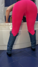 HornyVal - WASHING MY BLONDE HAIR IN THE TIGHTEST LEGGINGS