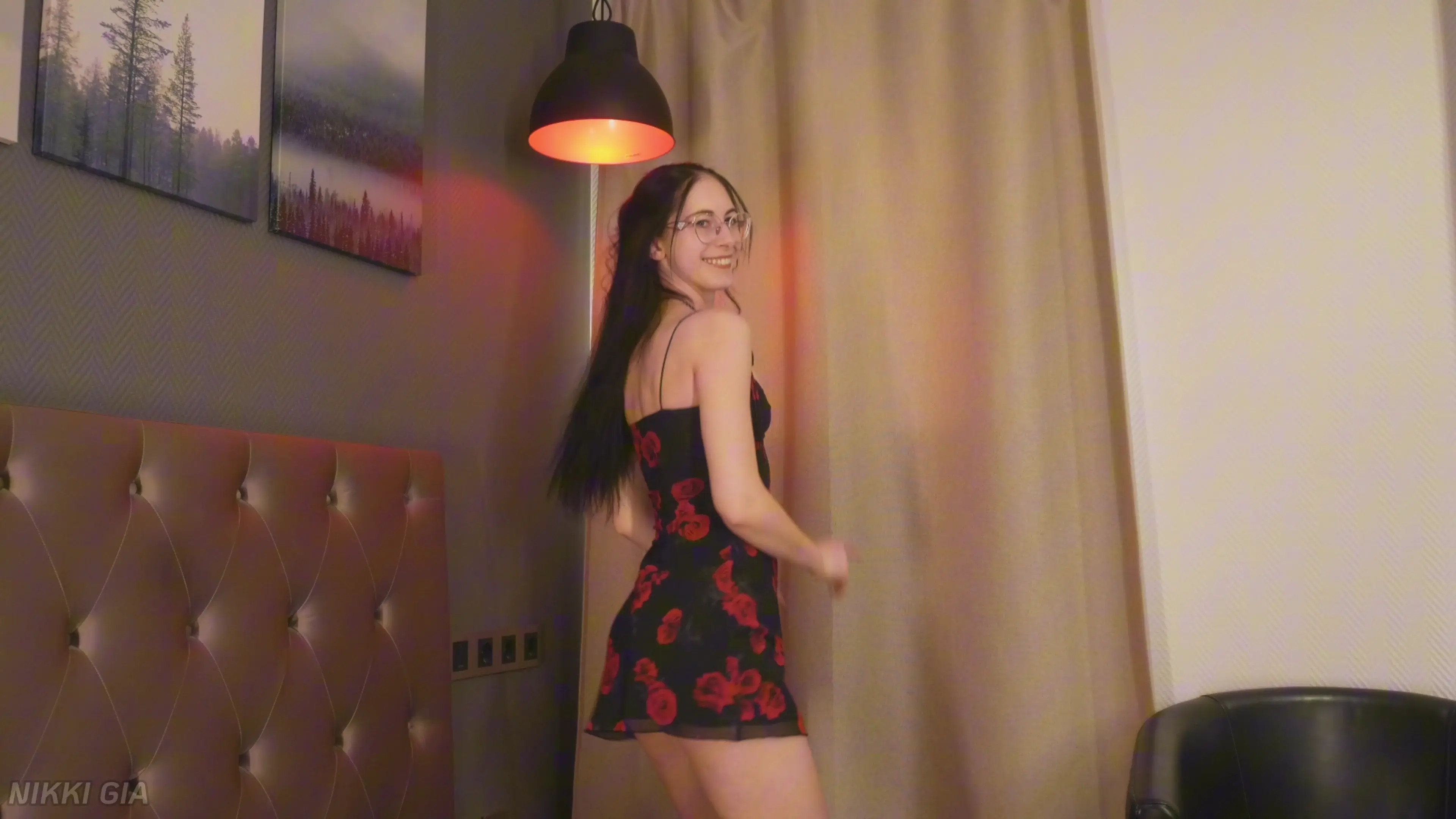 Exclusive Leak: Nikki Gia - A moment of relaxation and dancing with Eve - Stream in FullHD | Hotleakxxx.com