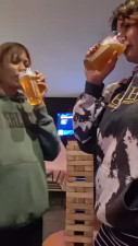 AlissonPearson - Play with my bestie