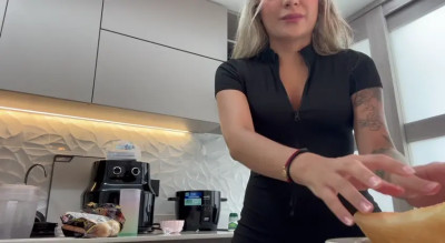 Mariablonde - Handling It Like a Pro