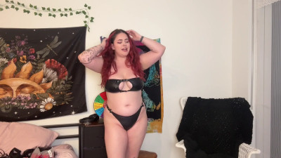 VanessaStrawberry - Trying on all my lingerie - SFW