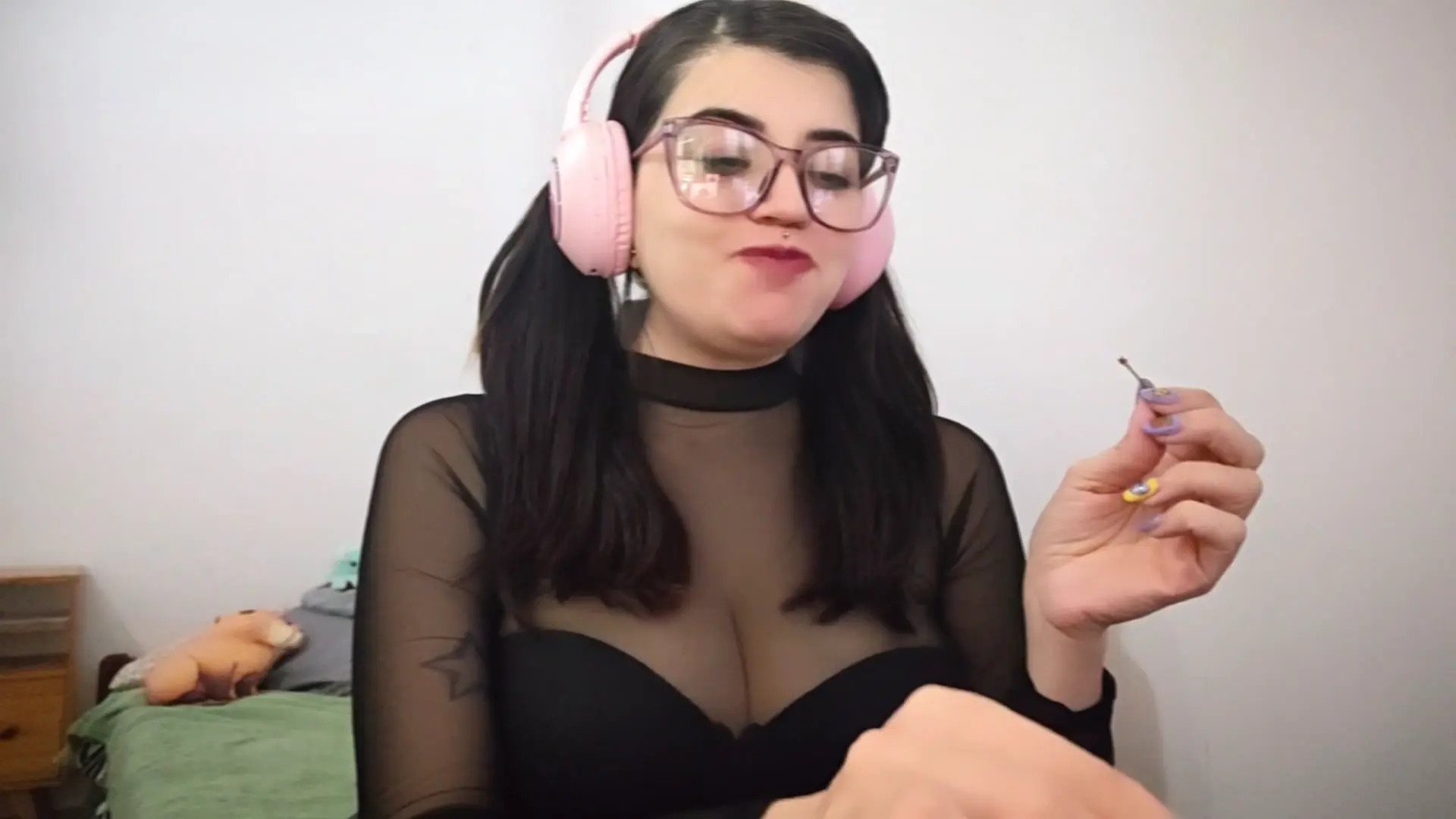 Exclusive Leak: frambuesamiko - Goth girl loves eating cherries - Stream in FullHD | Hotleakxxx.com