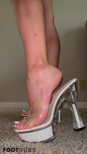 Ivys Feet - Platform High Heels Try On
