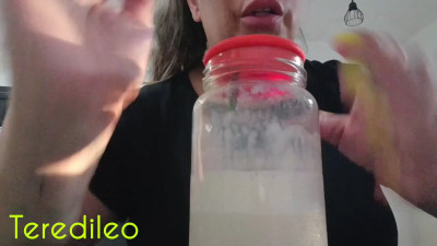 Teredileo - SMALL BURPS DRINKING SMOOTHIE