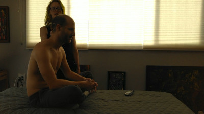 thejakegrand - Very Hot Woman Shaves Man's Head