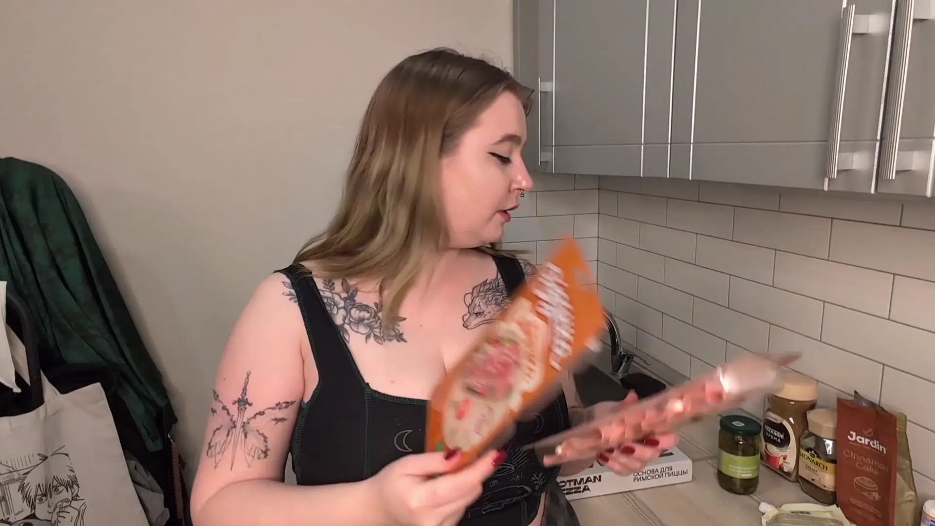 Exclusive Leak: lovelygirlLisa - Cooking with Lisa / Pizza - Stream in FullHD | Hotleakxxx.com