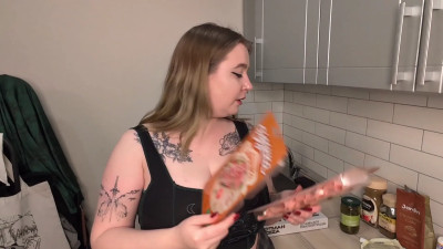 lovelygirlLisa - Cooking with Lisa / Pizza